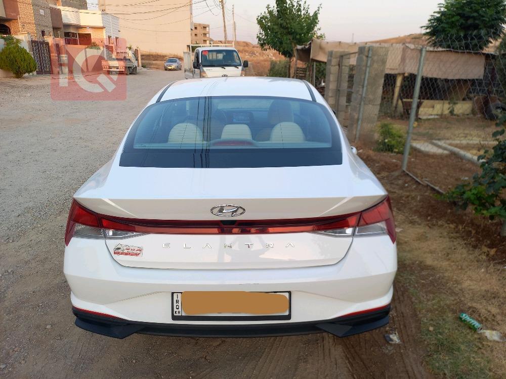 هیوندای ئەلەنترا